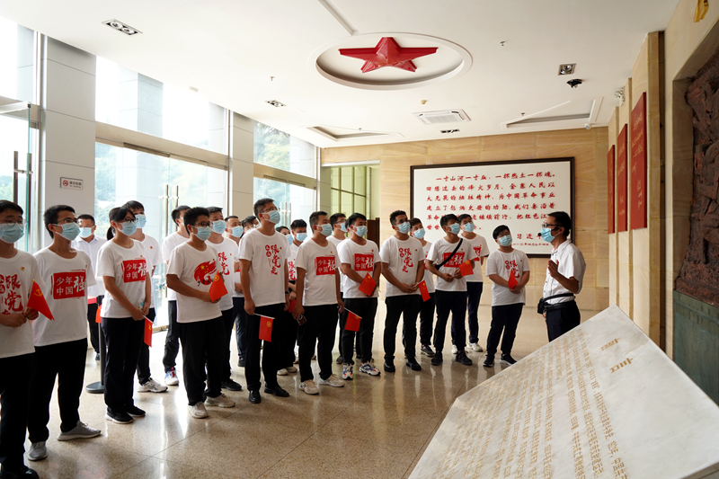 公司團(tuán)委開展“喜迎二十大、永遠(yuǎn)跟黨走、奮進(jìn)新征程”主題團(tuán)日活動(dòng)7